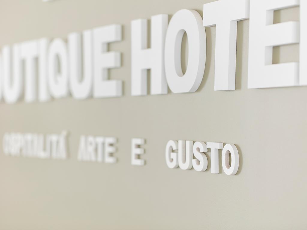 Mane Boutique Hotel Roseto Degli Abruzzi Exterior photo