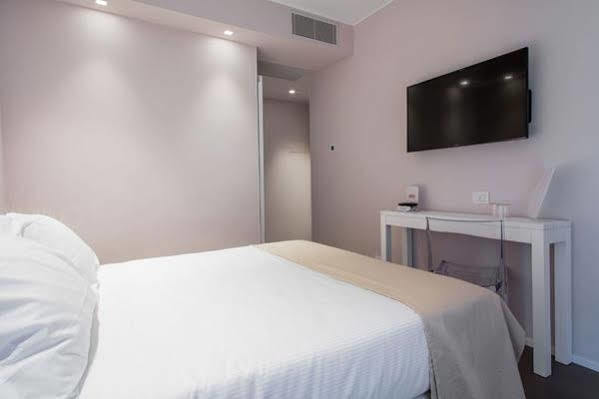 Mane Boutique Hotel Roseto Degli Abruzzi Exterior photo